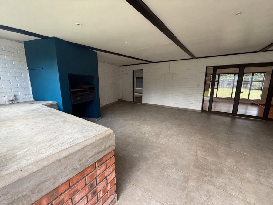 5 Bedroom Property for Sale in Bayswater Free State